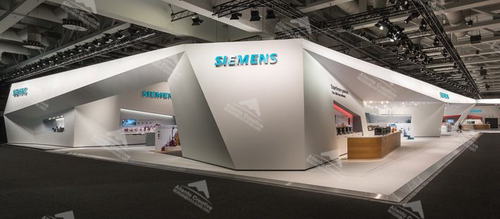 為什么說(shuō)特裝展位搭建商與參展商最好交朋友? 展會(huì)新聞 第2張-聯(lián)拓創(chuàng)意 上海展臺(tái)搭建